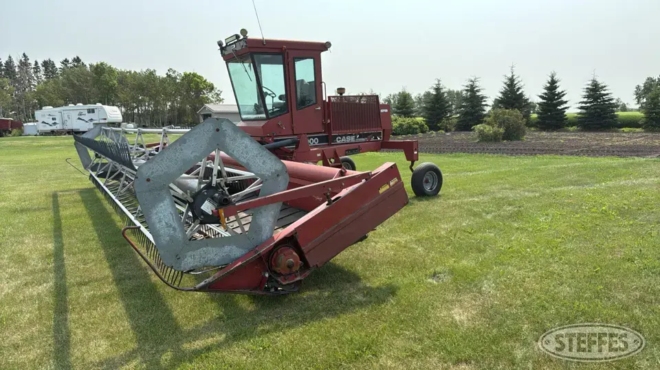 1989 Case IH 6000 Self-Propelled Swather