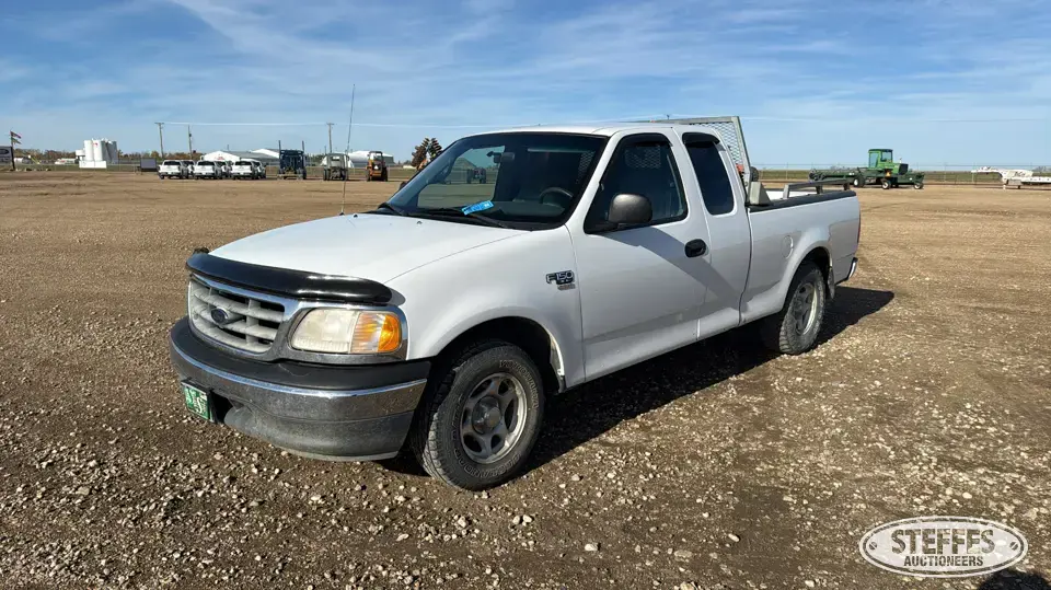 2000 Ford F-150 Half Ton Pickup