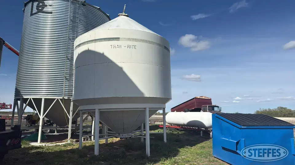 Trail-Rite 50 T Hopper Bin