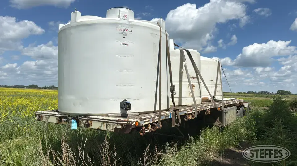 1990 Doepker Flatbed Trailer