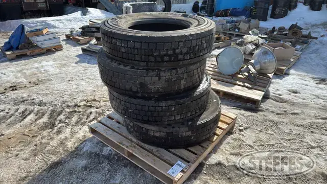 (4) Continental HDL2 DL 11R24.5 tires