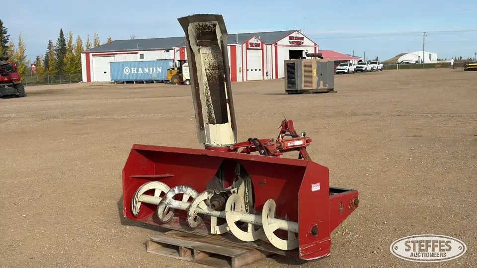 Buhler Farm King 840 3 Pt. Snowblower