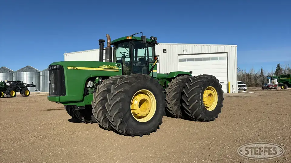 2005 John Deere 9620 4WD Tractor