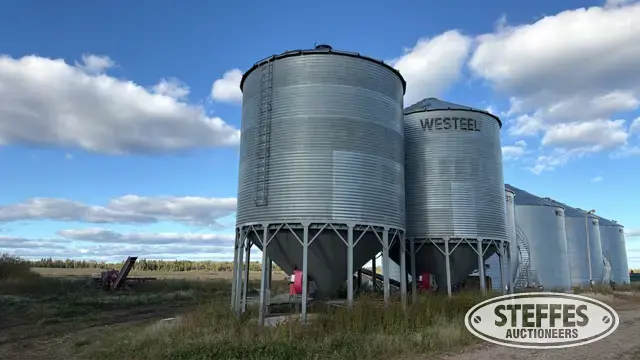 Westeel hopper bin