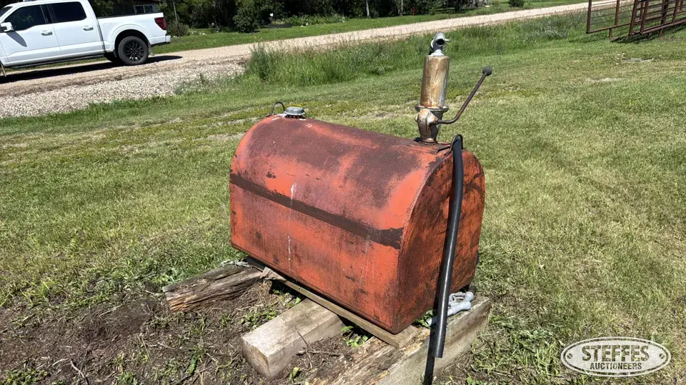 Westeel 175 gal. fuel tank