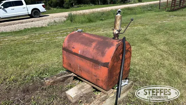 Westeel 175 gal. fuel tank