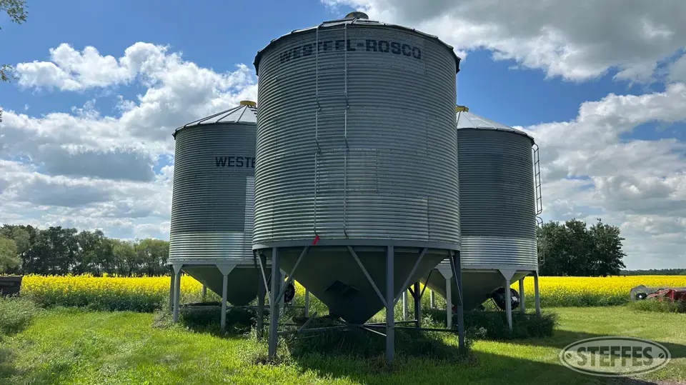 Westeel-Rosco 2200 Hopper Bin