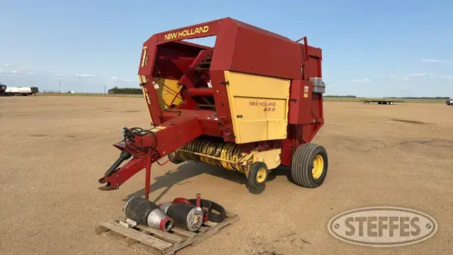 1986 New Holland 853