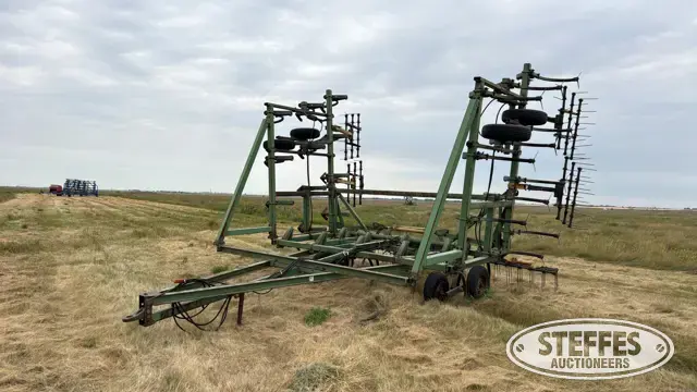 John Deere 1600