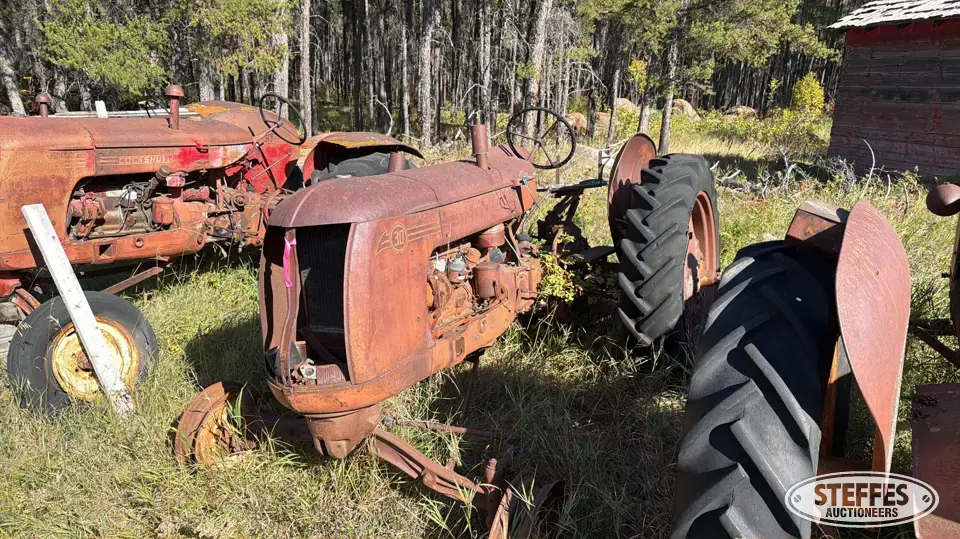 1951 Cockshutt 30 Collectible Tractor