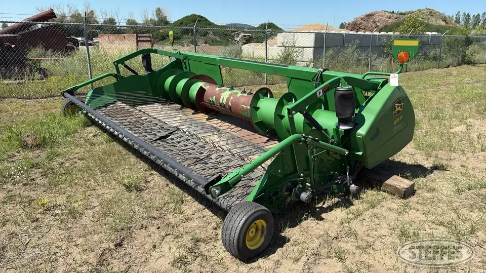 2015 John Deere 615P Pickup Head