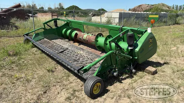 2015 John Deere 615P