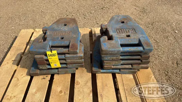 (11) Ford suitcase weights