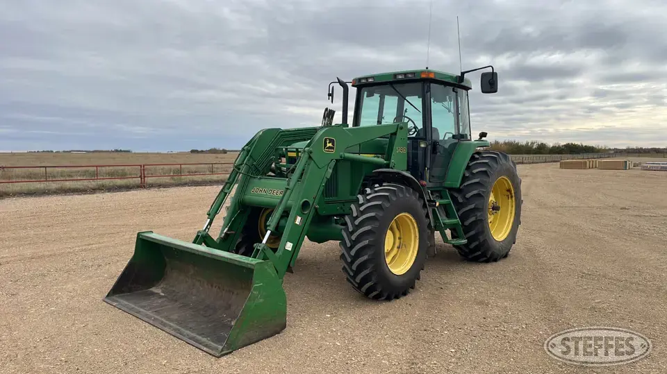 1999 John Deere 7410 MFWD Tractor