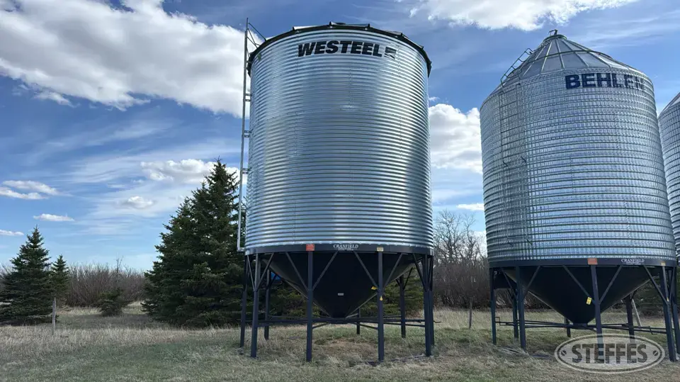 Westeel 1805 hopper bin