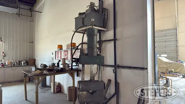 Vickers shop press