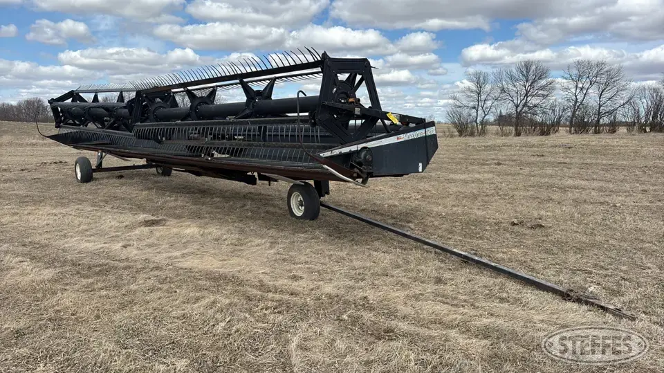 1996 MacDon 960 Draper Head