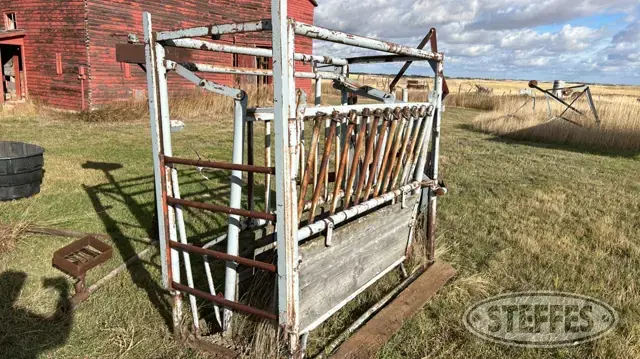 Shop-built squeeze chute