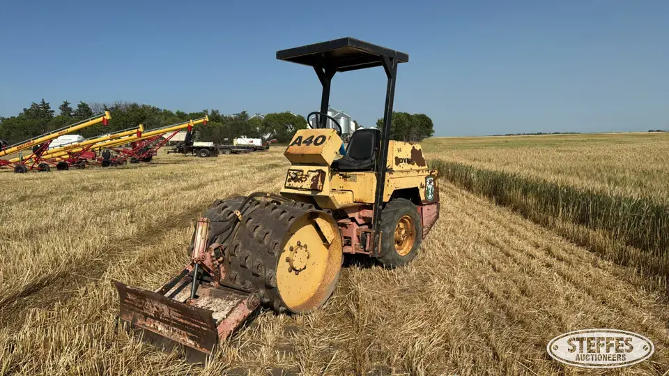 Dynapac A-40 Self-Propelled Padfoot Compactor