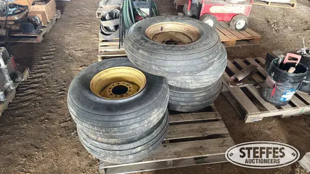 (4) Implement tires