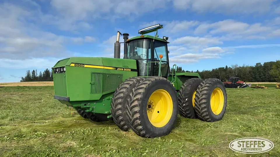 1991 John Deere 8960 4WD Tractor