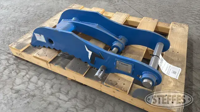 Taurox mini-excavator thumb