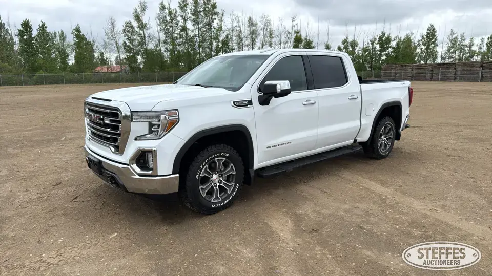 2021 GMC Sierra 1500 SLT Half Ton Pickup