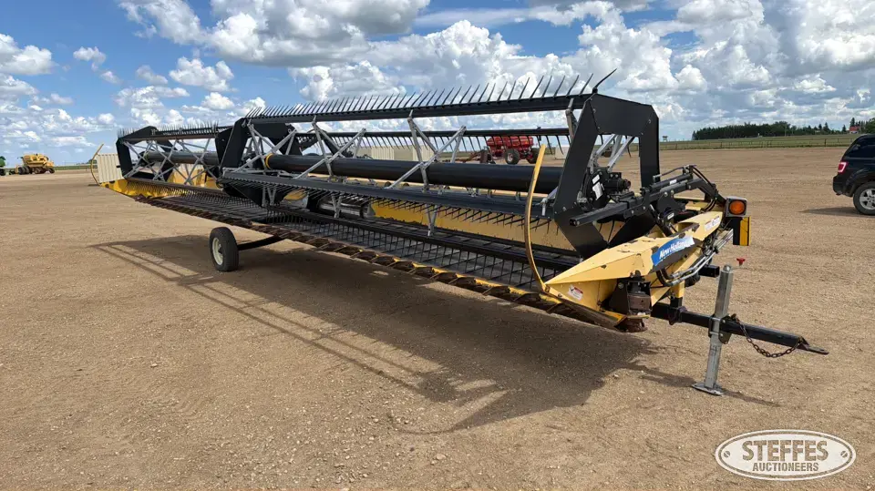 2008 New Holland 94C Draper Head