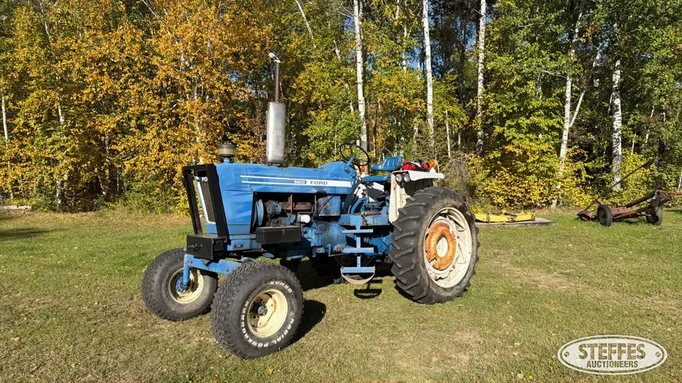 Ford 6600 2WD Tractor