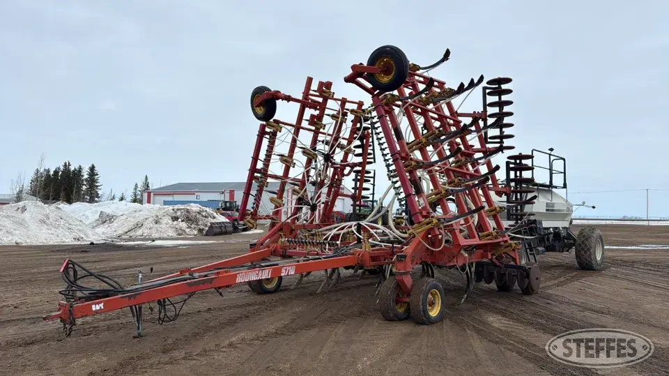 1999 Bourgault 5710 Air Drills and Air Seeder