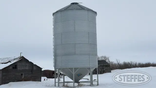 Twister hopper bin