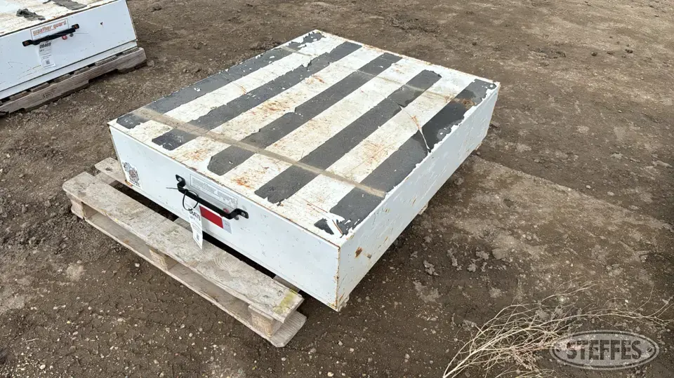 Weather Guard Pack Rat Storage and Bench