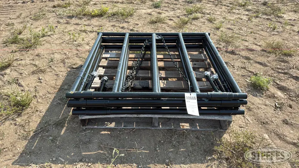 (4) BYT Ranch gates Livestock Handling
