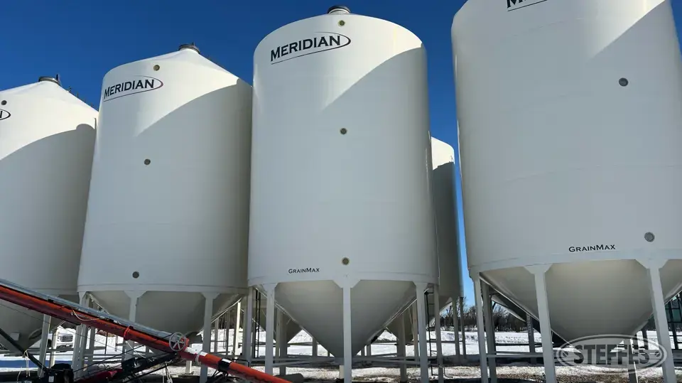 Meridian M1620 Hopper Bin