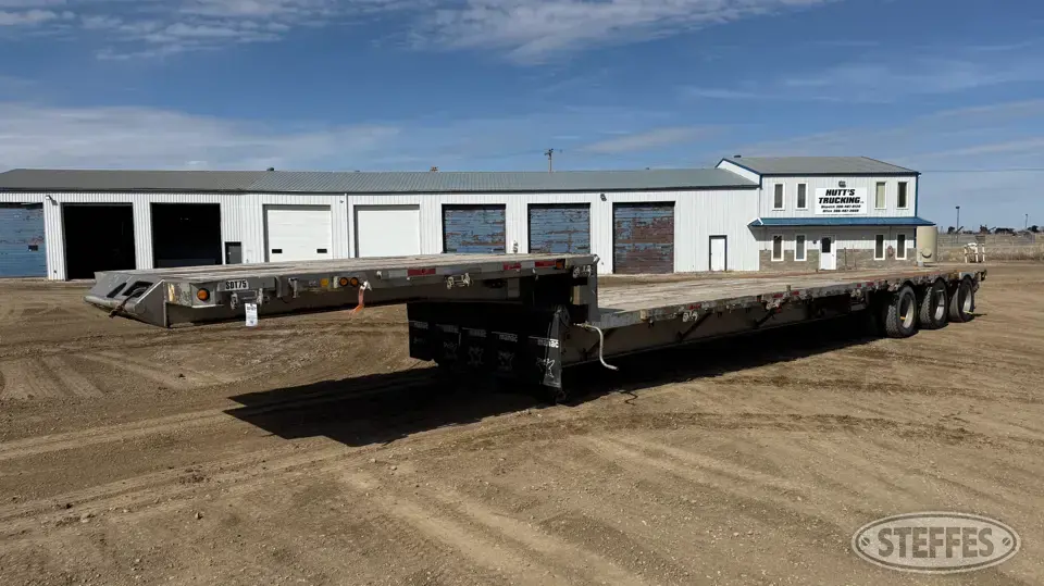 2007 Manac 14352A00 extendable Step Deck Trailer