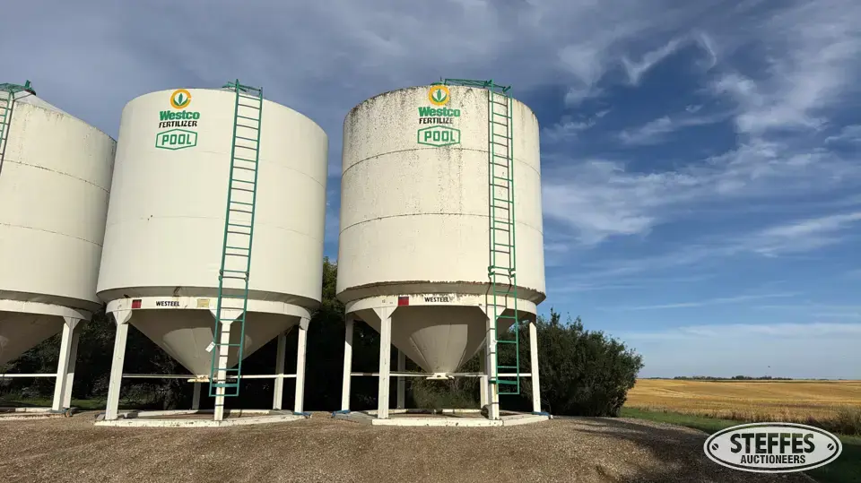 Westeel hopper bin