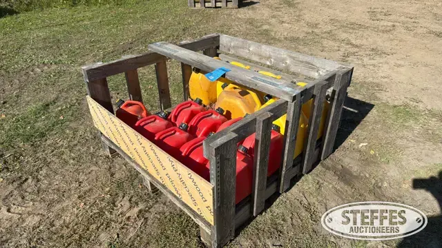 Fuel cans