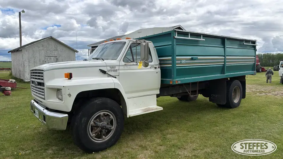 1994 Ford F-700 Grain Truck