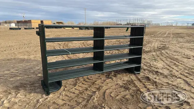(12) BYT livestock panels