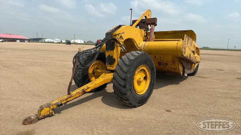 CAT 70 Pull Scraper