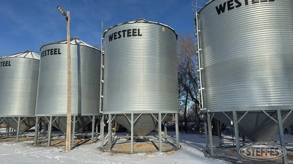 Westeel hopper bin