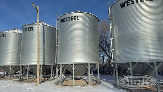 Westeel hopper bin