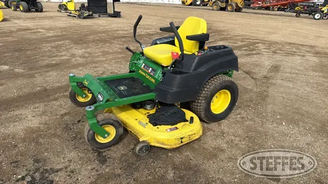 John Deere Z445