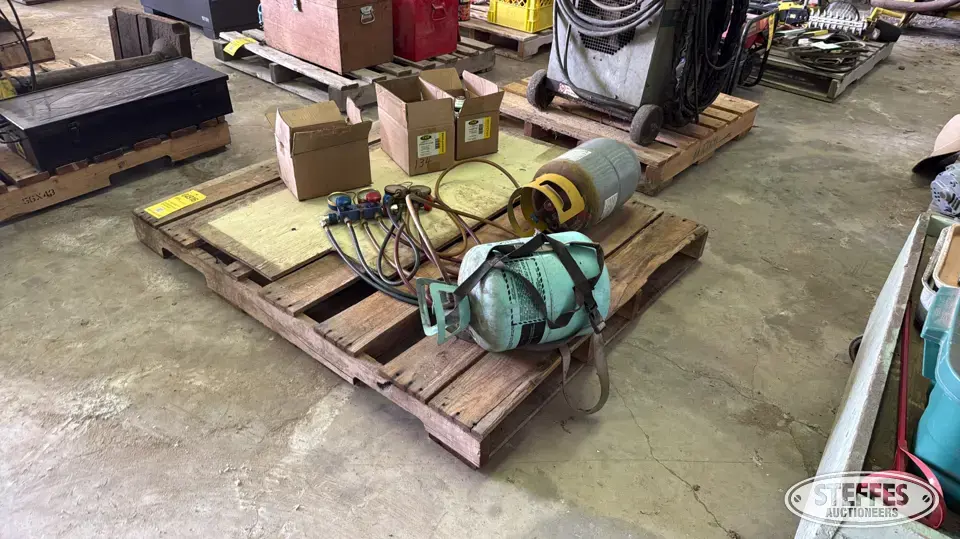 A/C equipment Specialty Tool