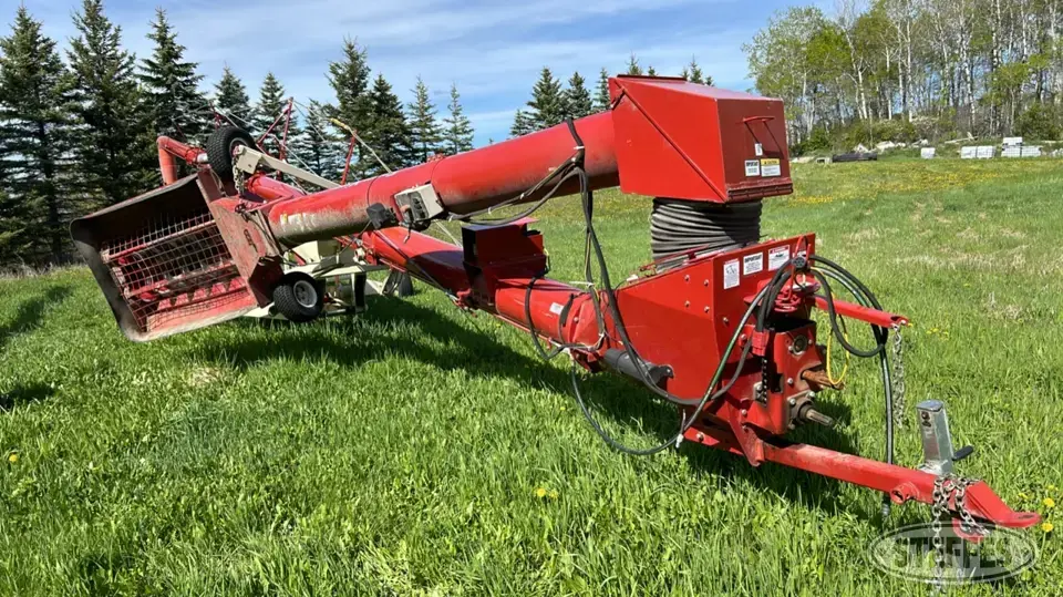 Farm King 1370 Augers Swing