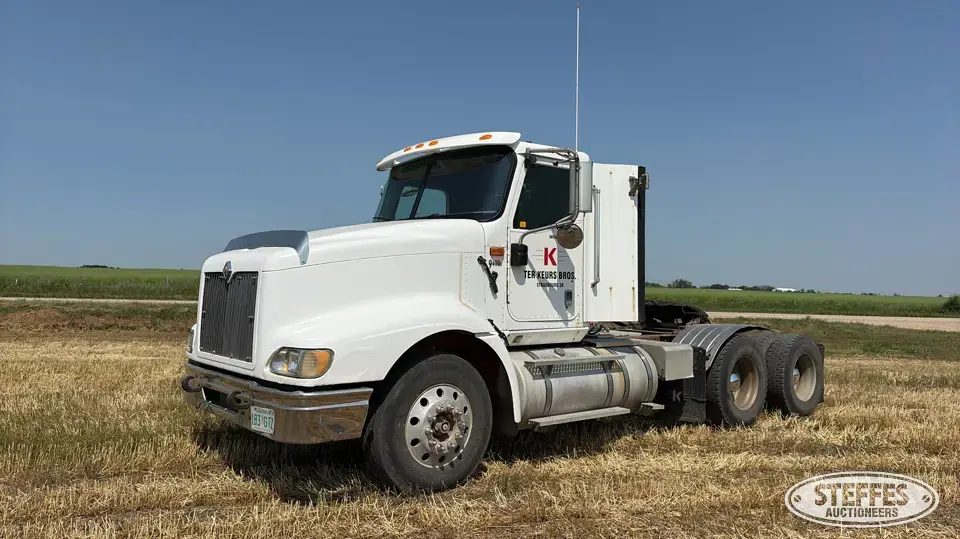 2007 International 9400i Eagle Conventional Truck without Sleeper