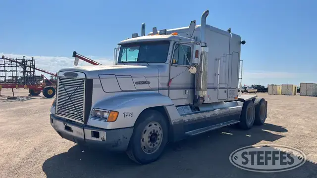 1990 Freightliner FLD120