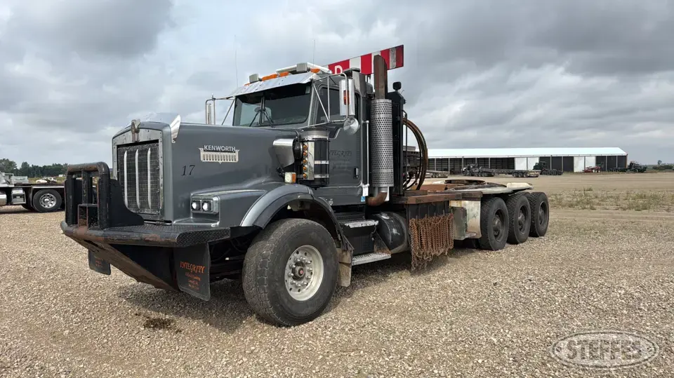 2005 Kenworth C500B Winch Truck