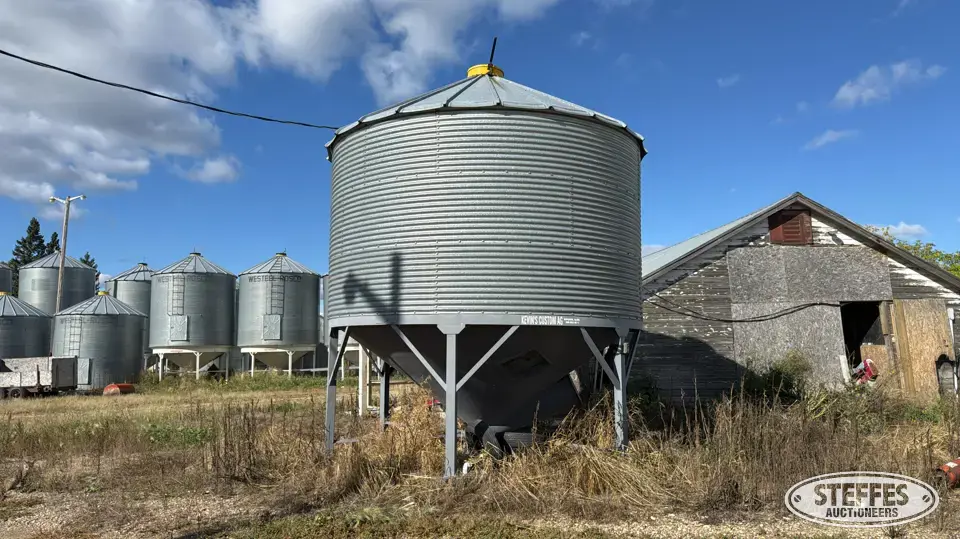 Westeel-Rosco hopper bin