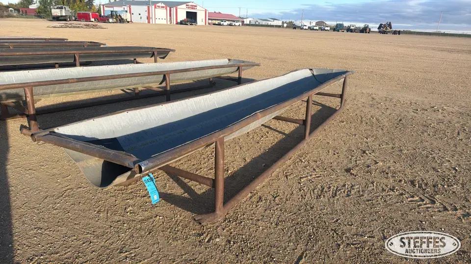 Bunk feeder Feeders and Bunk